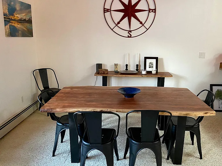 5402 W Dimond Blvd #4 — Photo 4