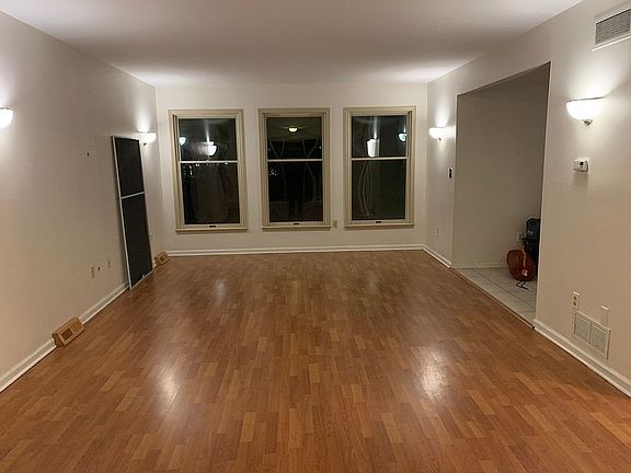 5th image of 23 Ericson Dr