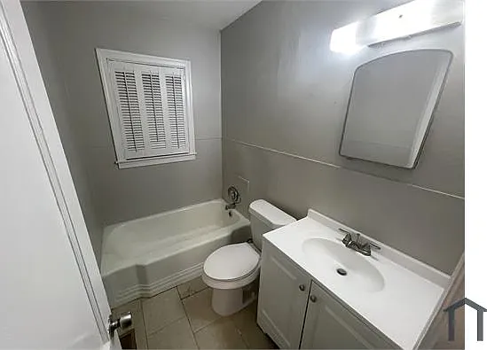 8212 Rugby Ave — Photo 4