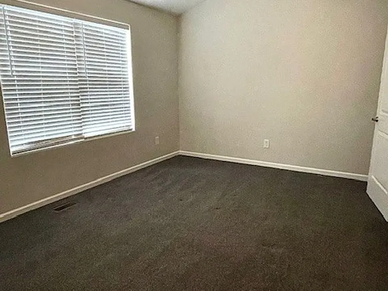 506 El Dorado Dr — Photo 8