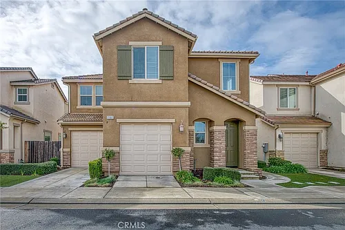 2107 E Makenna Dr Photo 1