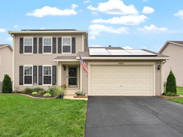 2651 Fallbrook Dr, Hampshire, IL 60140