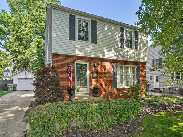 2432 16th St, Cuyahoga Falls, OH 44223