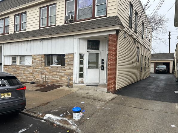 243 Hollywood Ave Floor 1