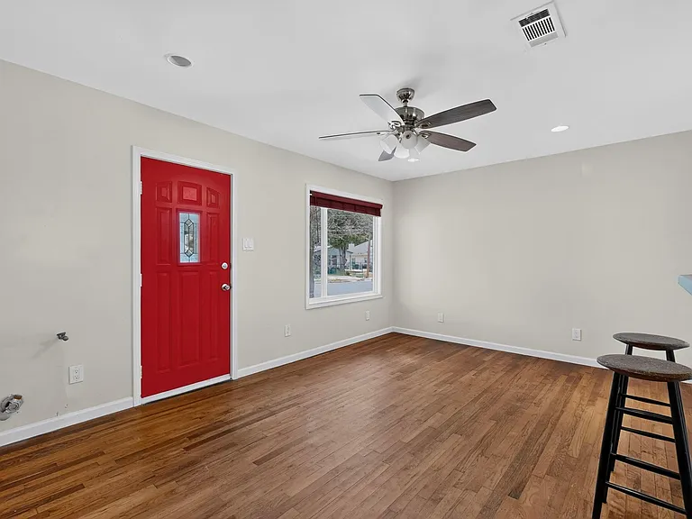 4711 Alf Ave — Photo 4