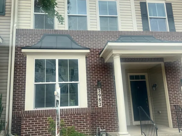 2982 Chinkapin Oak Ln, Woodbridge, VA 22191