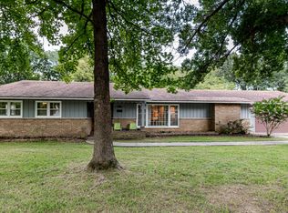 2207 Green Meadow Dr, Jefferson City, MO 65101
