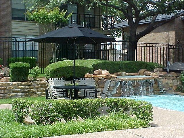 1st image of 1566 Weyland Dr APT 902