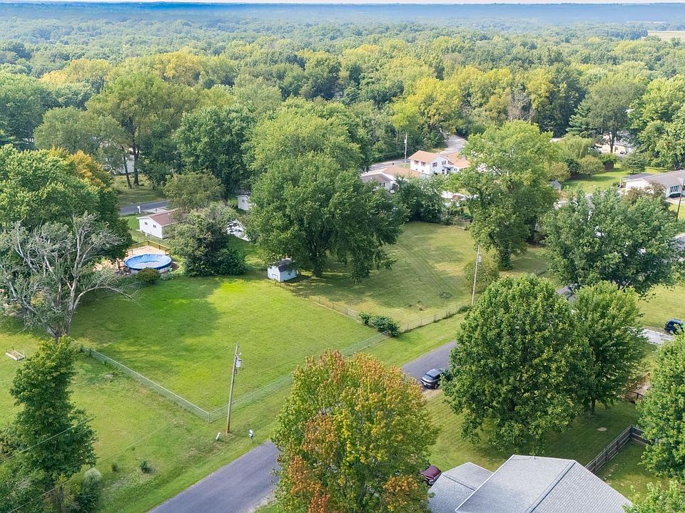 2nd image of N Aspen Rd