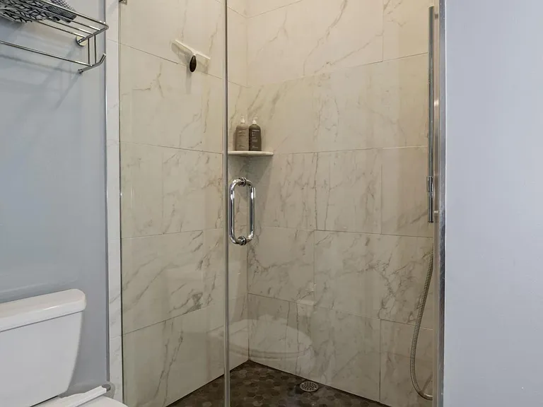 1337 N Howard St — Photo 32