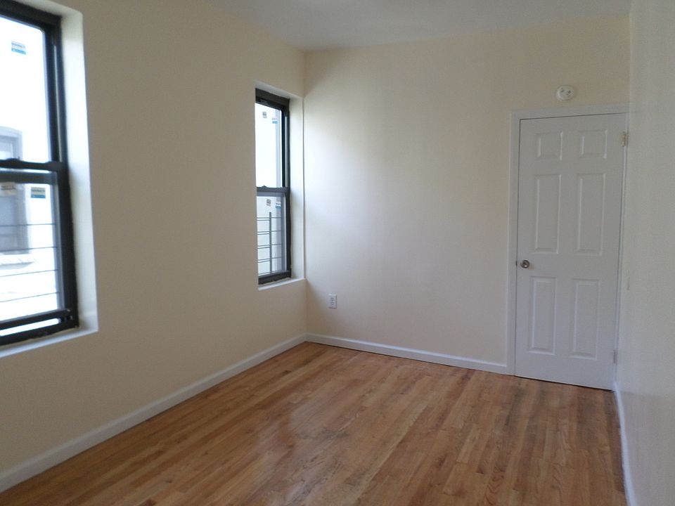 1st image of 2630 Marion Ave #2D