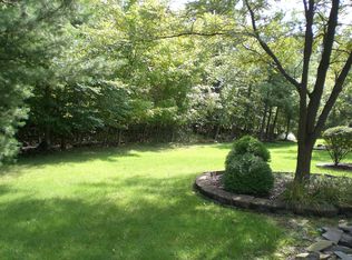 16583 Sunwood Oval, Strongsville, OH