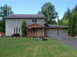 3800 Beebe Rd, Newfane, NY 14108