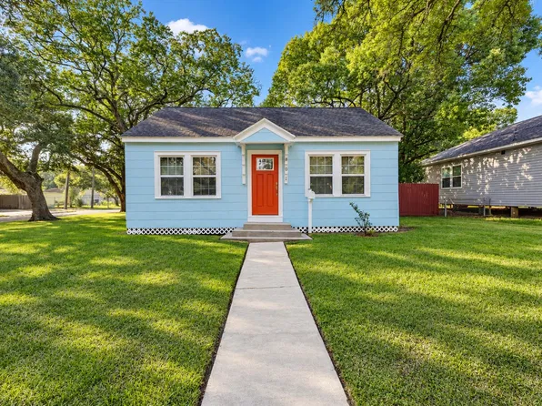 801 18th Ave N, Texas City, TX 77590