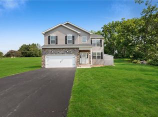 6224 Rachel Dr, Slatington, PA 18080