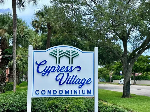 7208 Fairway Dr APT I20, Miami Lakes, FL 33014