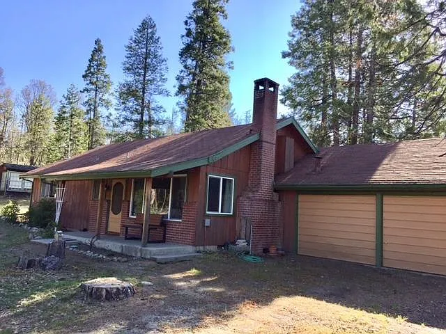 42400 Pinecone Ln photo 1