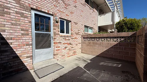 Harvard Way 1100 Photo 1