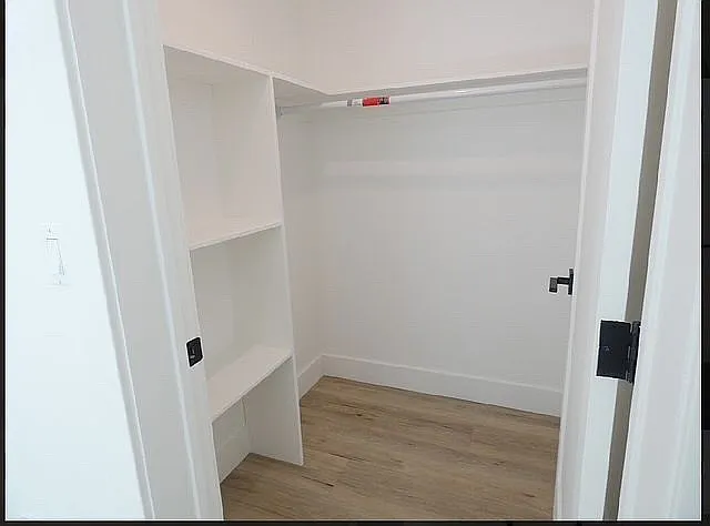 4 bed, 2000 sqft, $5,500 — Photo 4