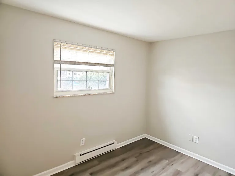 5856 Highview Dr — Photo 9