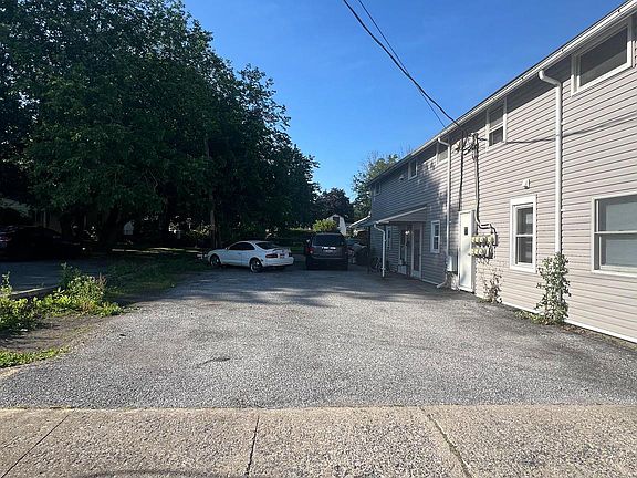 5th image of 119 W Harrisburg St