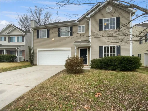 5722 Hidden Lake Dr, Browns Summit, NC 27214