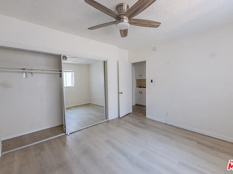 1426 S Orange Grove Ave — Photo 12