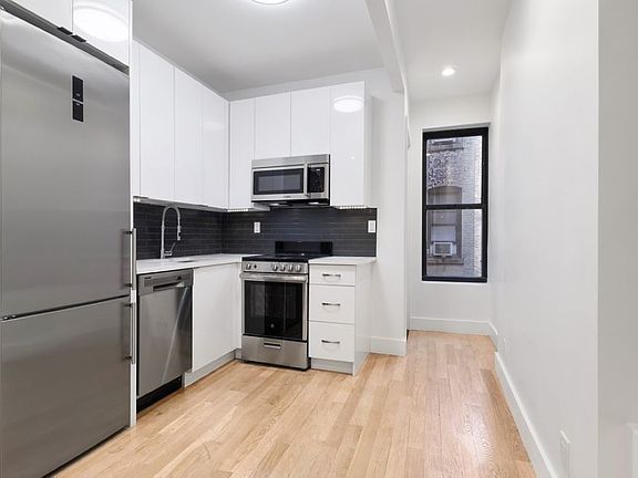 2nd image of 216 W 22nd St #3W