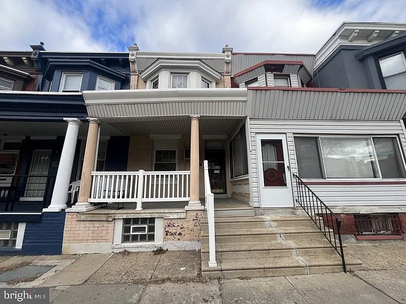 1st image of 2331 W Somerset St