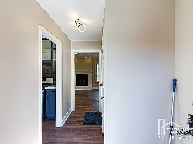 6080 Stone Wood Dr NW — Photo 2