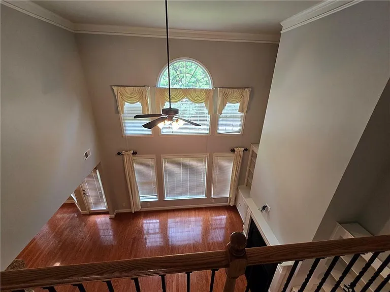 624 Maple Grove Way — Photo 5