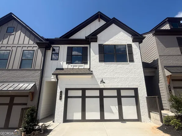 283 Brook Landing Cir, Auburn, GA 30011
