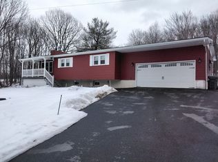 142 Pine Grove Rd, Newfoundland, PA 18445