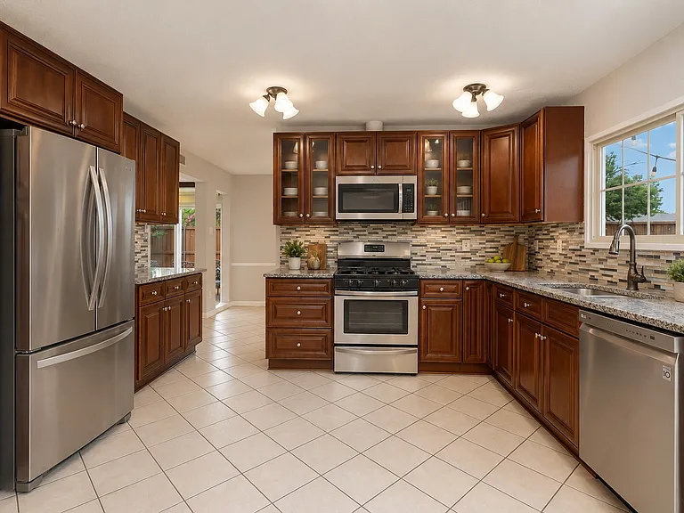 1713 Montana Trl — Photo 3