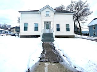 82 Mill St, Worcester, MA 01603