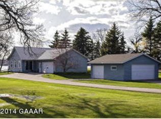 8962 S Park Dr NE, Carlos, MN 56308
