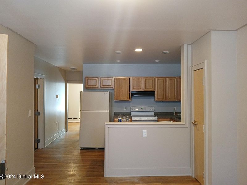 3rd image of 26 Trinity Place