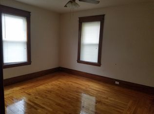 563 Rathbun St #3R, Woonsocket, RI 02895