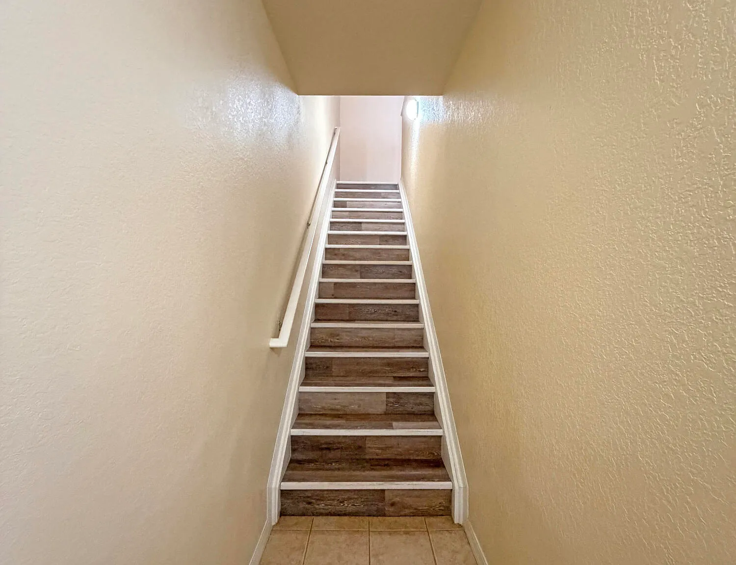 1 bed, 1.0 bath, 875 sqft, $1,600 — Photo 4