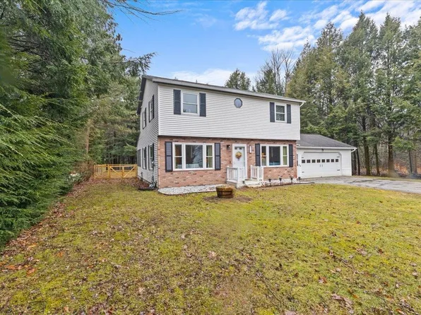 141 Darlene Drive, Highgate, VT 05483
