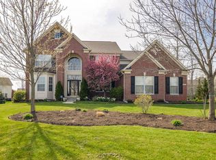 6824 Windemere Dr, Zionsville, IN 46077