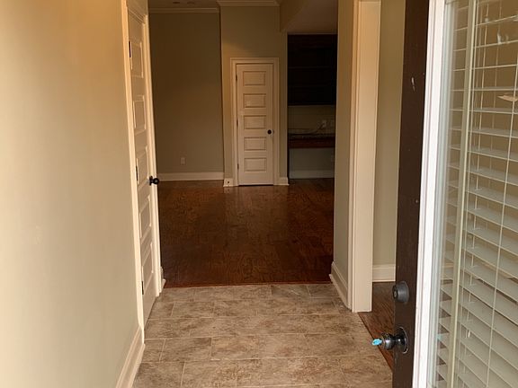 3rd image of 448 Stone Park Blvd