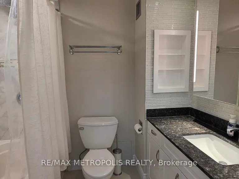 1300 Bloor St #1803 — Photo 14