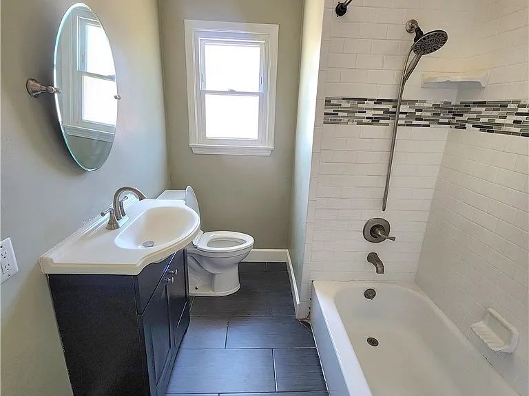 4919 Louise Ave — Photo 18