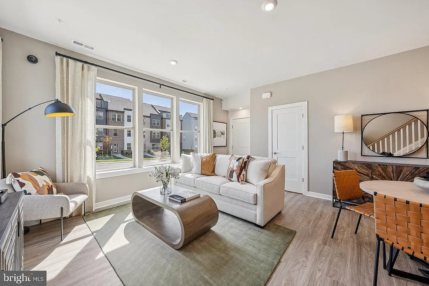 2 bed, 2.5 bath, 1583 sqft, $3,250 — Photo 4