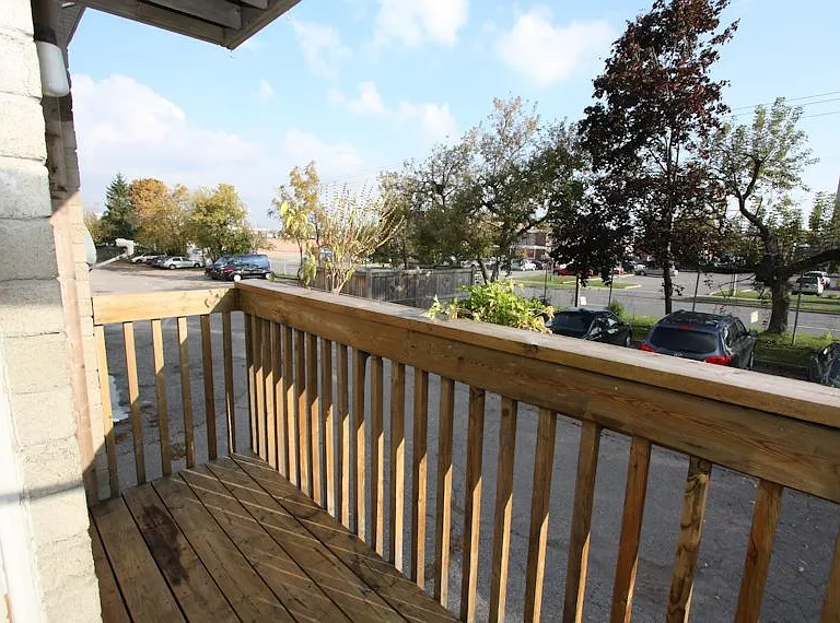 305 Buena Vista Ave — Photo 16