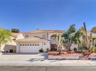 8221 Swan Lake Ave, Las Vegas, NV 89128