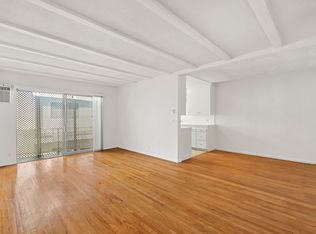 923 N San Vicente Blvd APT 6, West Hollywood, CA 90069