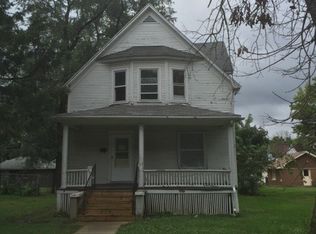 731 S Poplar Ave, Kankakee, IL 60901