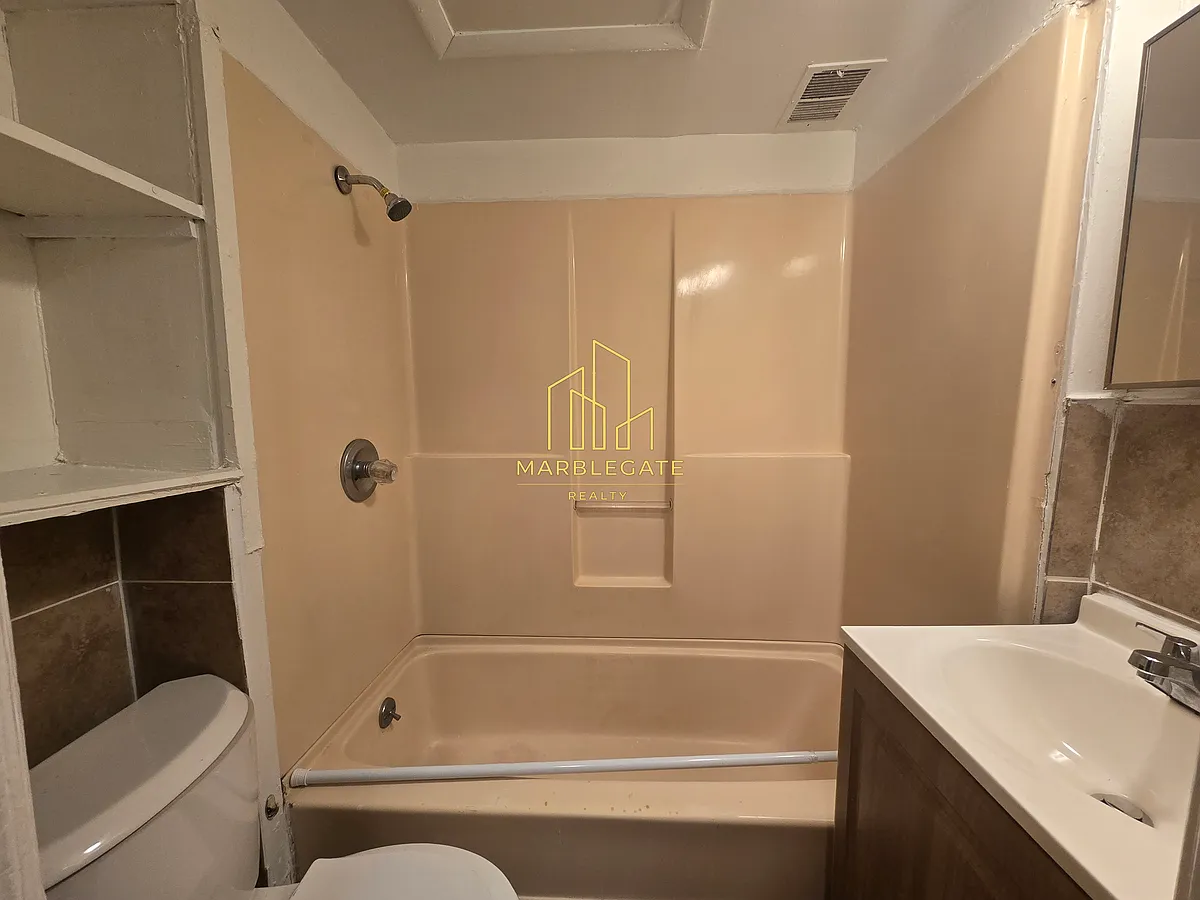 Photo 2 of 3 - 330 Mount Prospect Ave #19A - Newark, NJ Building Photo - 330 Mount Prospect Ave #19A
